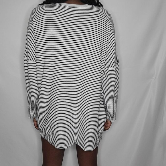Missguided Black and White Asymmetrical Dress - Picture 3 of 4